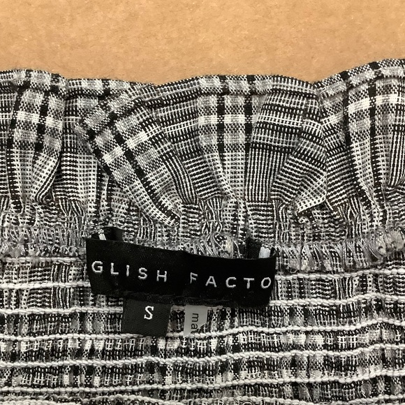 English Factory Plaid Shirred Puff Sleeve Top Crop - Picture 3 of 5